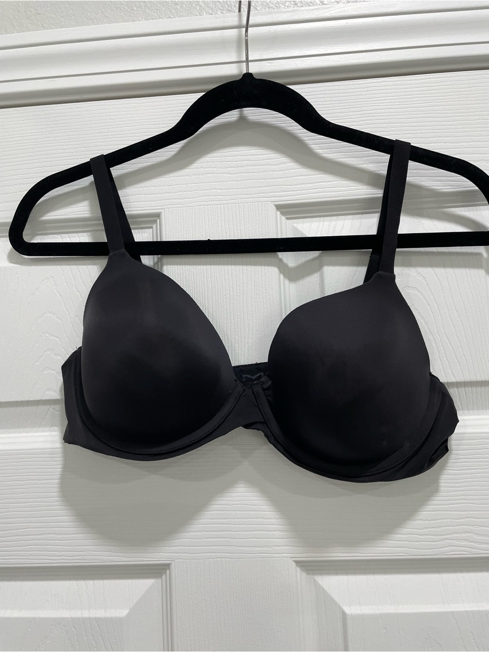 Maidenform Black T-Shirt Bra - Smooth Underwire Support